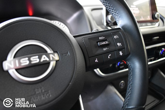 NISSAN Qashqai MHEV 158 CV Xtronic Business
